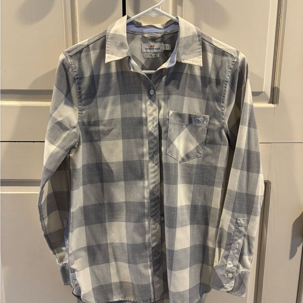 Vineyard Vines Relaxed Linen Button Down Shirt